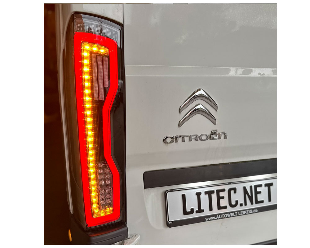 LED-Bremsleuchte mit Lightbar VW T6 Heckklappe 15-19 schwarz - litec  innovations