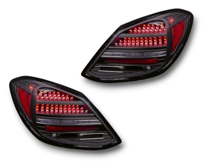 ΠΛΗΡΗ LED πίσω φώτα Mercedes Benz C-Class W205 2014-21 με δυναμική ένδειξη για το αρχικό LED μαύρο/καπνό